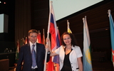 На конференции Oriflame, нам доверили нести флаг России.